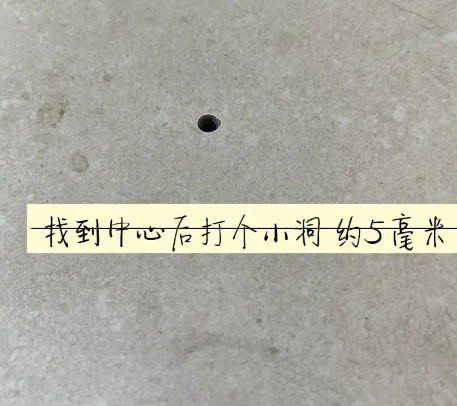夏县瓷砖空鼓维修公司专业解答在瓷砖铺贴过程中，如果砂料搅拌不均匀，将会带来以下问题